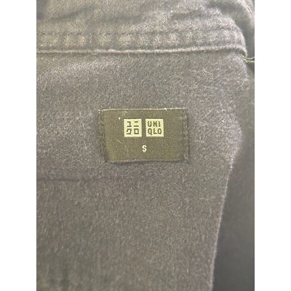 UNIQLO Women’s Navy Button-Up Shirt – Size S - Picture 2 of 4